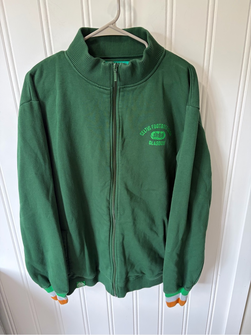 Official Celtic Football Club Glasgow 1888 Track Jacket – Men’s Size XL